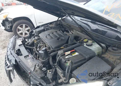 2013 Buick Regal Turbo - Premium 1 из США, поврежденный, VIN 2G4GS5EV9D9249401